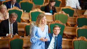 Sofie Carsten Nielsen i Folketingssalen ved afslutningsdebatten 2021